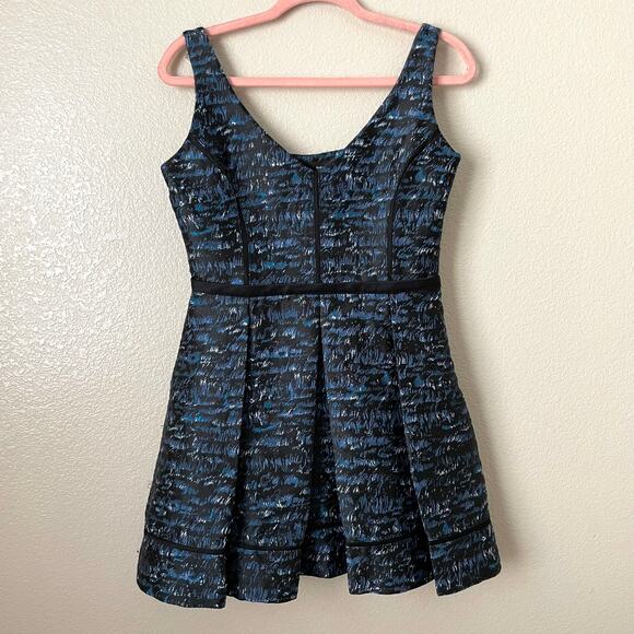 Proenza Schouler Dress Womens Size 6 Black Blue Silk Blend Jacquard Pleated Mini - Picture 3 of 13